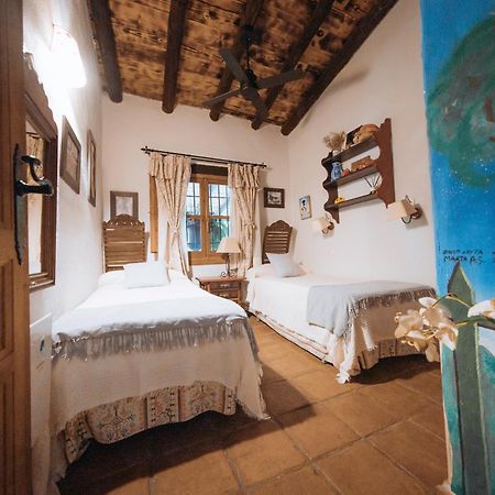 La Cuadra, Finca A Los Pies De Sierra Nevada, A 10 Minutos Del Centro, Piscina, Jardin, Barbacoa ลาซูเบีย ภายนอก รูปภาพ