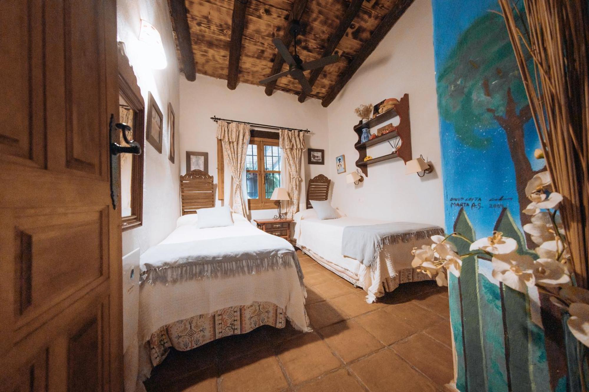 La Cuadra, Finca A Los Pies De Sierra Nevada, A 10 Minutos Del Centro, Piscina, Jardin, Barbacoa ลาซูเบีย ภายนอก รูปภาพ